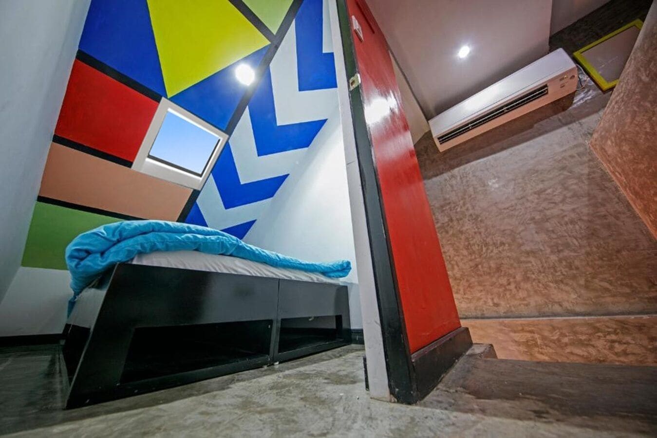 economy single room | iron/ironing board, free wifi, bed sheets