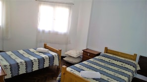 Family Apartment, 3 Bedrooms, Non Smoking, Balcony | 3 bedrooms, free WiFi, bed sheets - Paseo Salta (Salta)