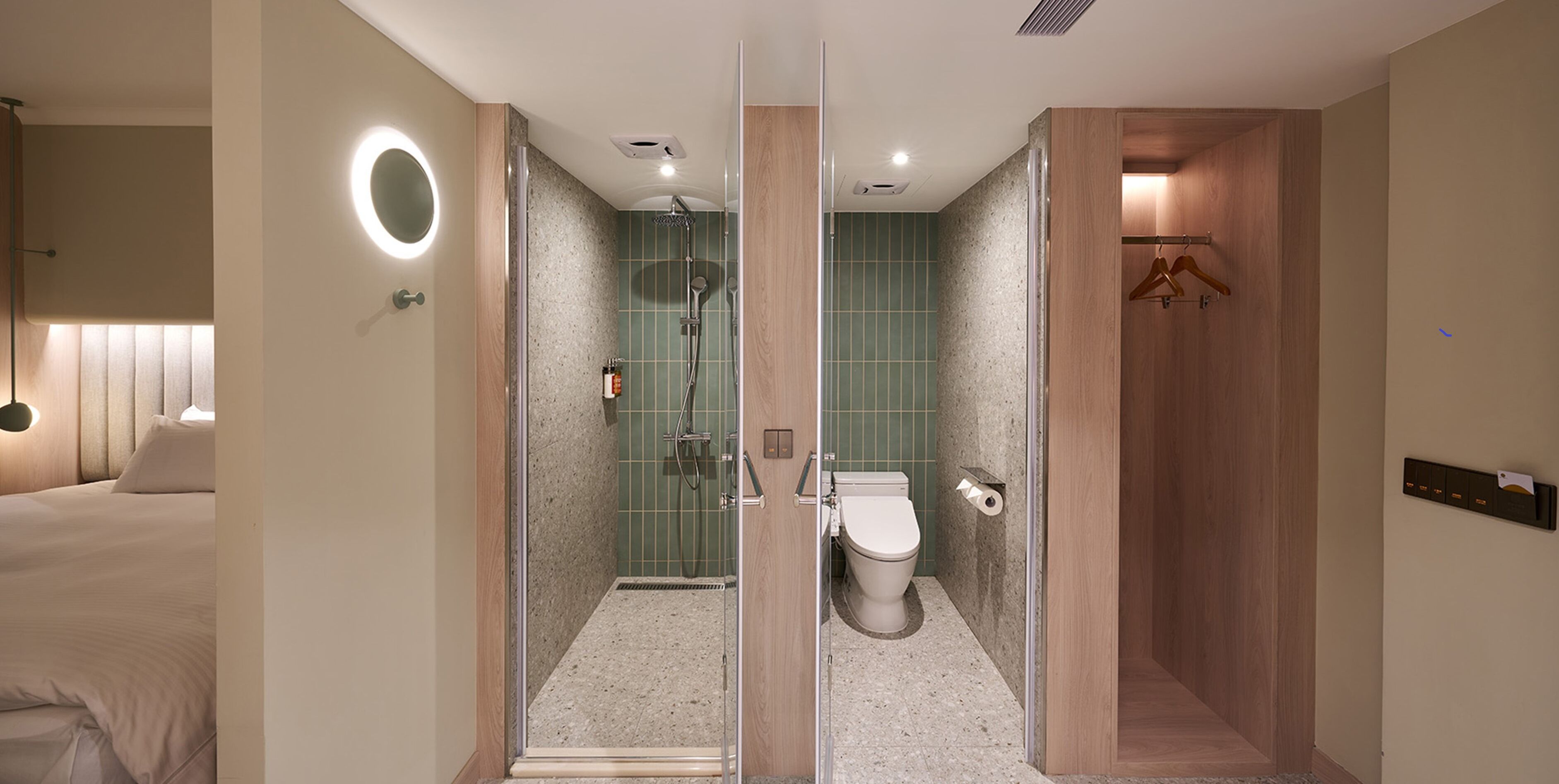 superior double room | bathroom | eco-friendly toiletries, hair dryer, slippers, towels