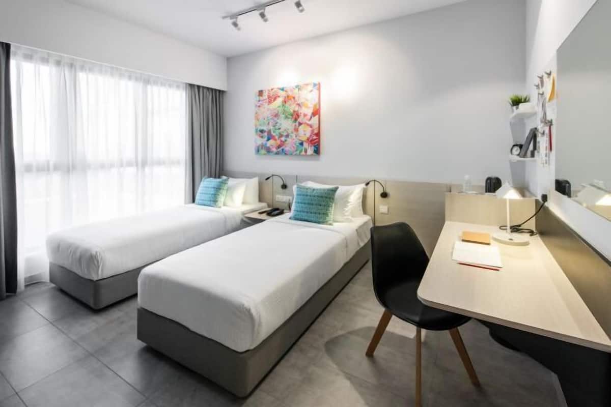 1 quarto, roupas de cama premium, camas com colchões pillow-top