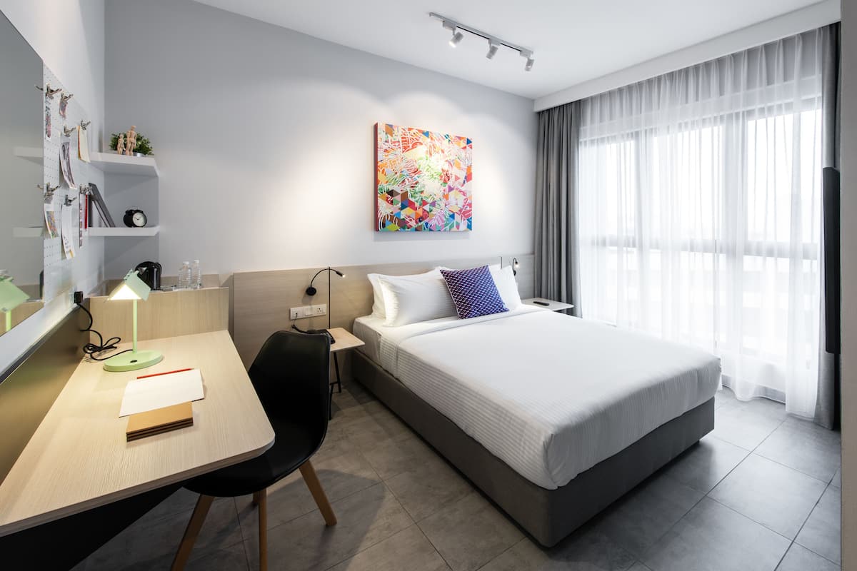 Superior kamer, 1 queensize bed | 1 slaapkamer, luxe beddengoed, pillowtop-bedden, een minibar