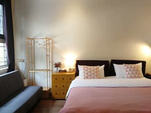 Exclusive-Doppelzimmer | Zimmersafe, Schreibtisch, Bügeleisen/Bügelbrett, Zustellbetten