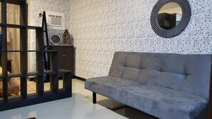 Studio | Salle de séjour | Téléviseur à DEL