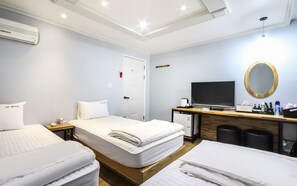 Trippelrum | Sängtillbehör av högsta kvalitet, mörkläggningsgardiner och gratis wi-fi