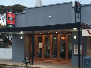 Interior entrance - Valley Hotel (Tanunda)