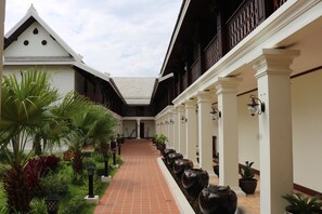 Exterior - Houngvilai Hotel (Luang Prabang)
