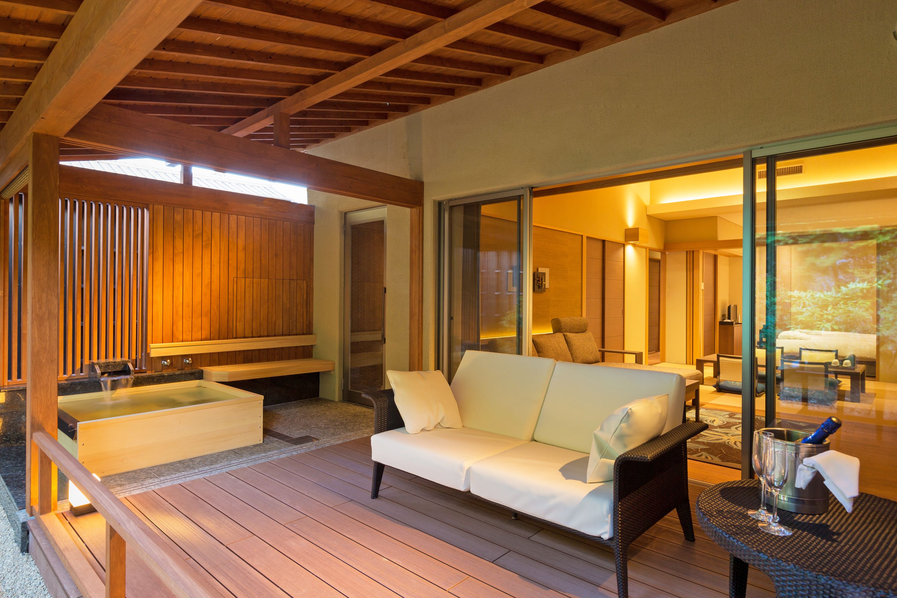 Luxury Villa Suite Japanese-Western Room with Open-Air Onsen | Terrace/patio