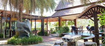 Chaophaya Thara Riverside