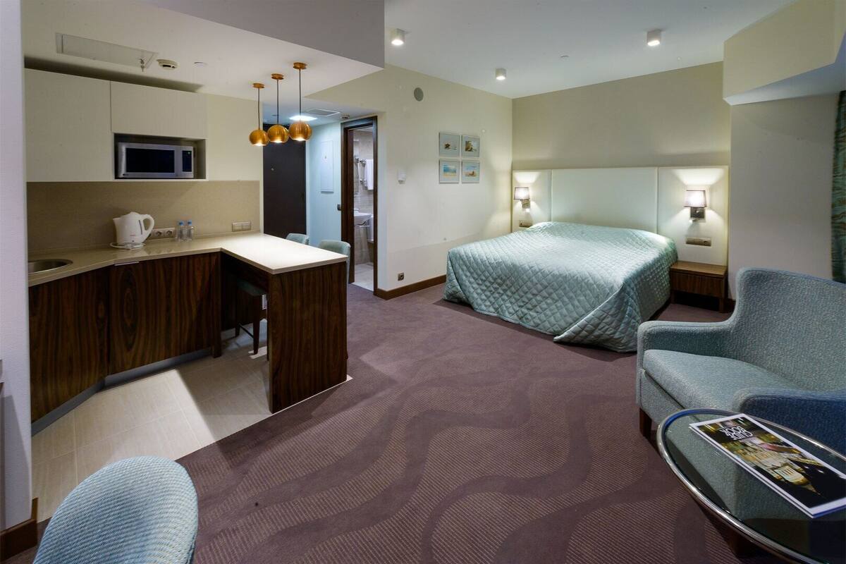 Business Studio (King Studio)