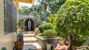 Unclassified image, 3 of 31, button - Casa Venicia Caticlan (Malay)
