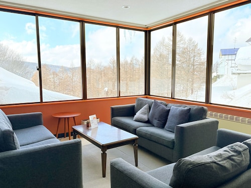 ロビー応接スペース