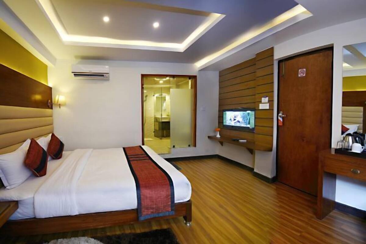 1 kamar tidur, seprai premium, kedap suara, dan setrika/meja setrika