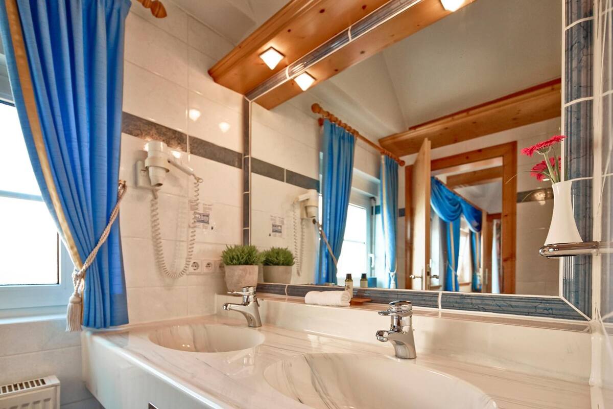 free toiletries, hair dryer, towels