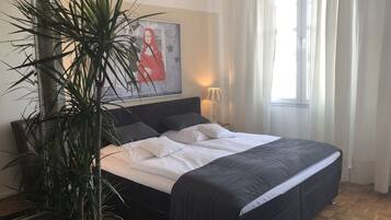 Rollaway beds, free WiFi, wheelchair access