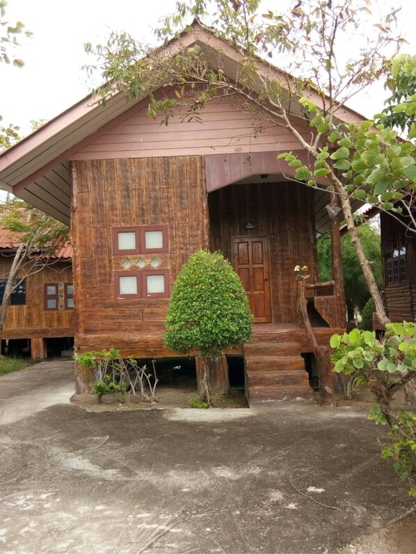 Ngoại thất