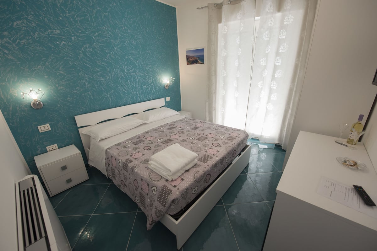 Doppelzimmer, Gartenblick (103) | Minibar, Zimmersafe, Schreibtisch, Bügeleisen/Bügelbrett