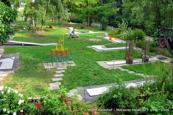 Mini-golf