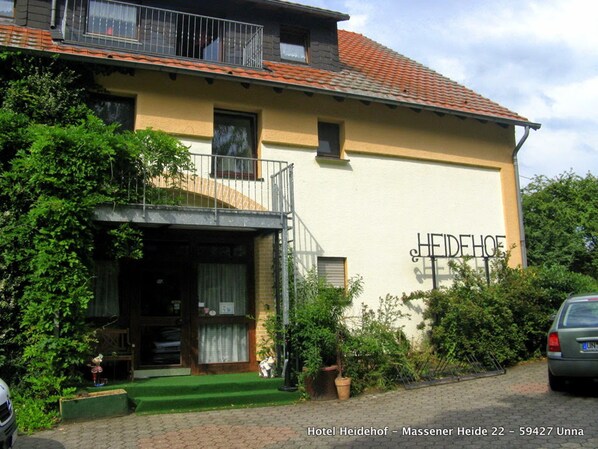 Front of property - Hotel Heidehof (Unna)