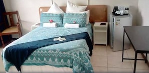 Desk, free WiFi, bed sheets