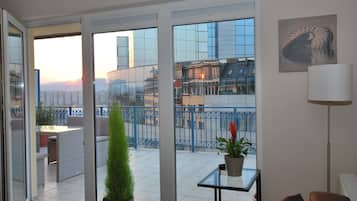 Appartement Panoramique, terrasse, vue ville | Terrasse/Patio