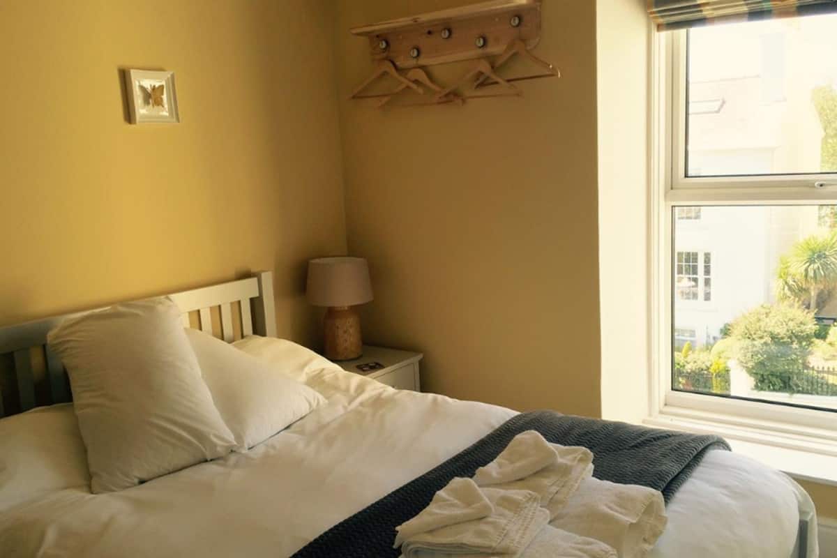 Double Room, Mountain View | 1 bedroom, iron/ironing board, free WiFi, bed sheets