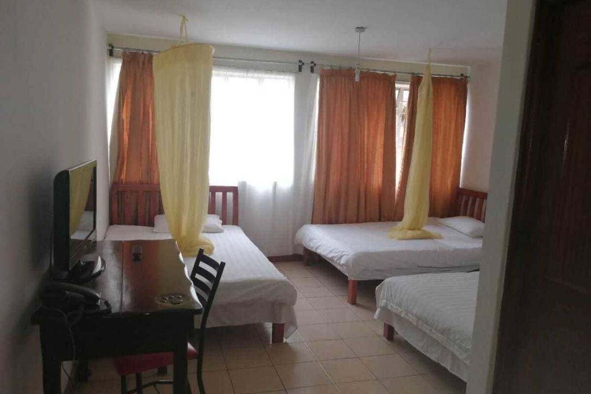 Triple Room