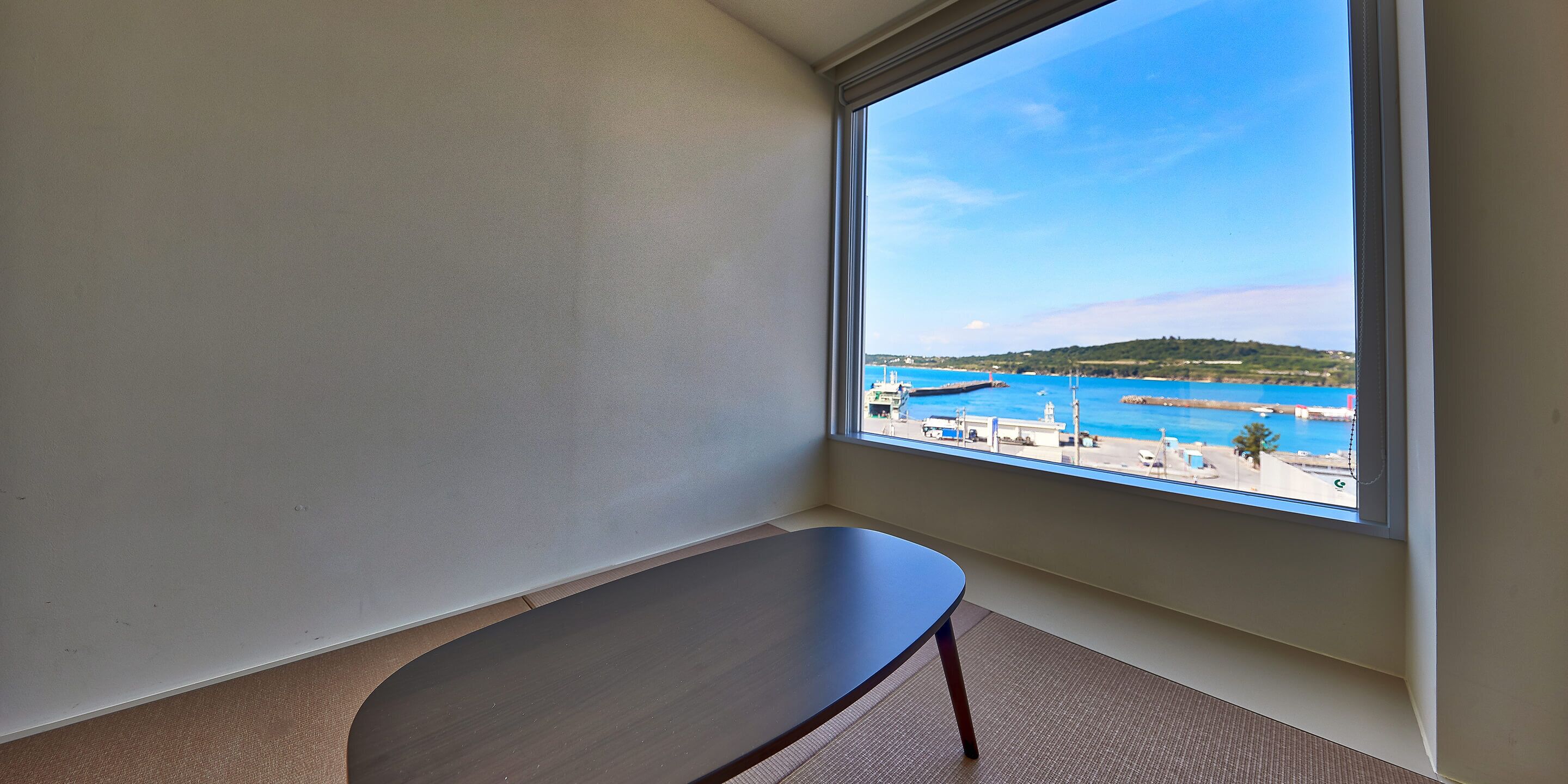 标准四人房 | 免费 WiFi、床单