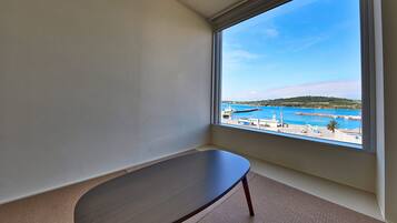 Standard Quadruple Room | Free WiFi, bed sheets