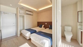 Standard Quadruple Room | Free WiFi, bed sheets