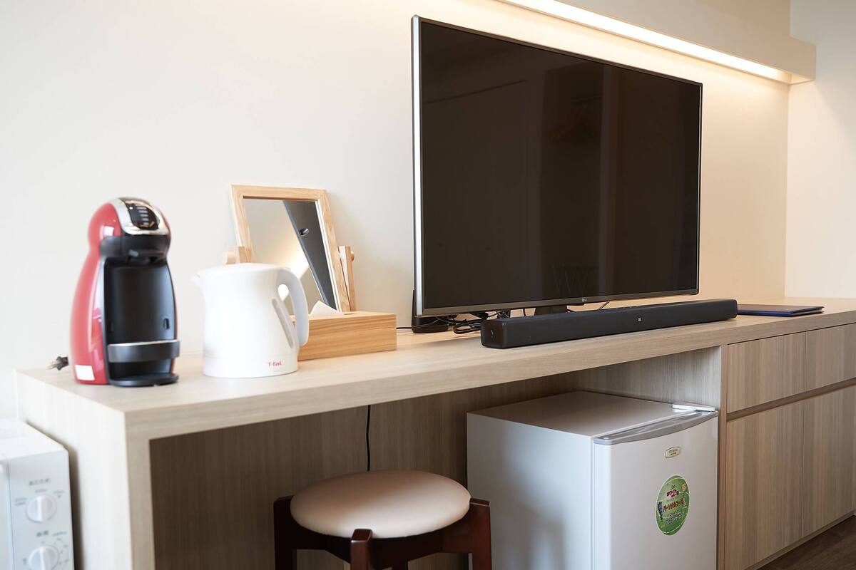 standard quadruple room | free wifi, bed sheets