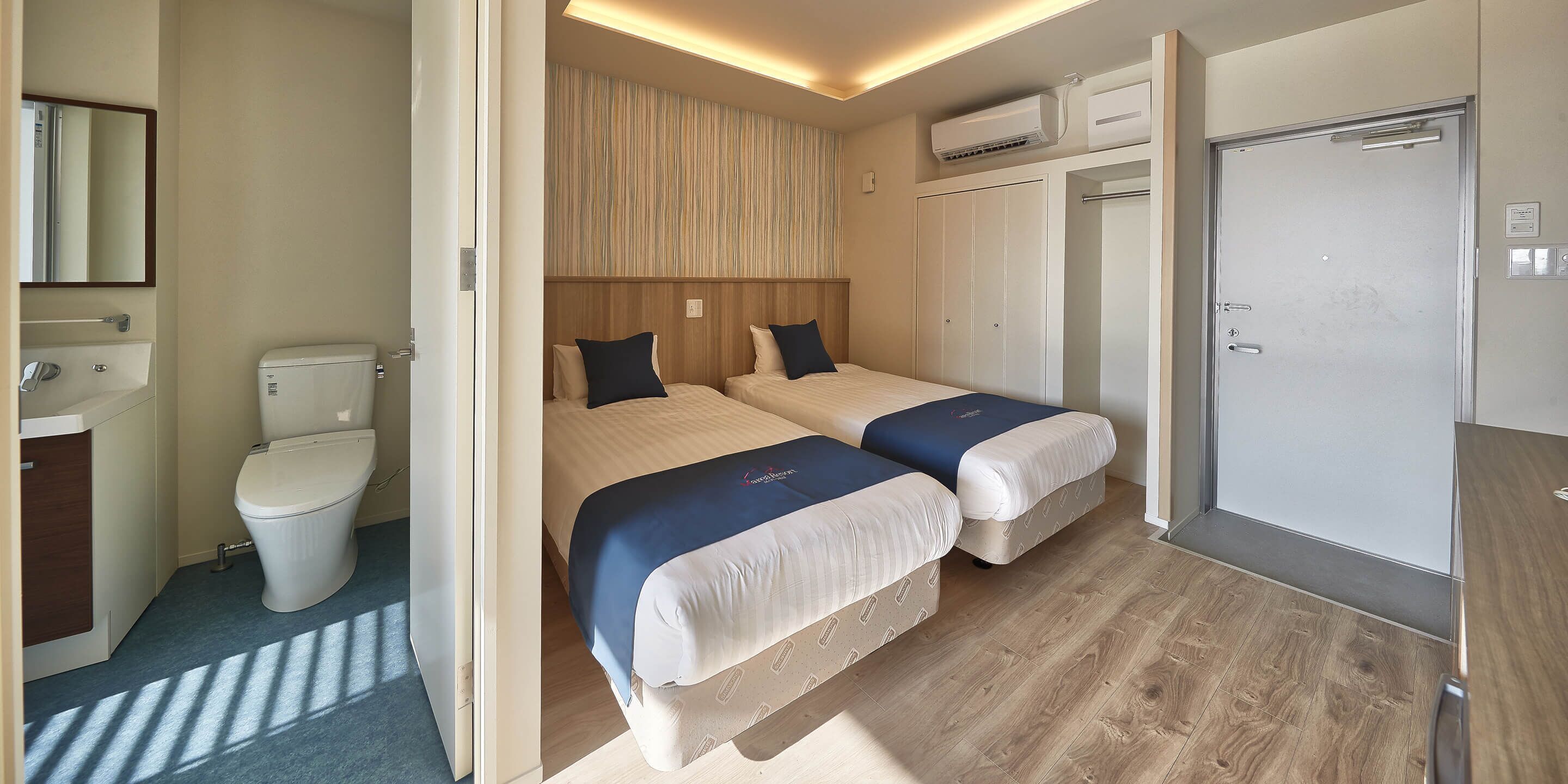 standard quadruple room | free wifi, bed sheets