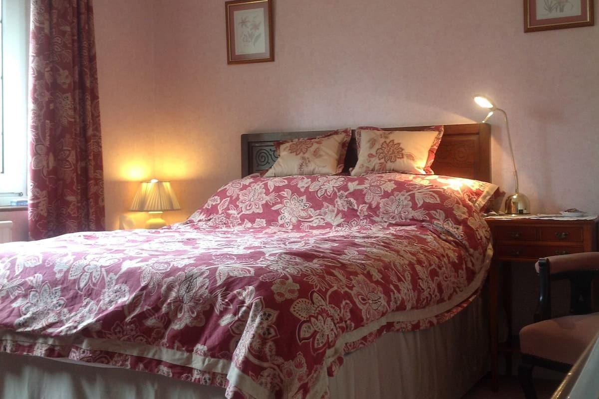 Classic Double Room, Ground Floor (Rose Suite ) | Blackout curtains, iron/ironing board, free WiFi, bed sheets