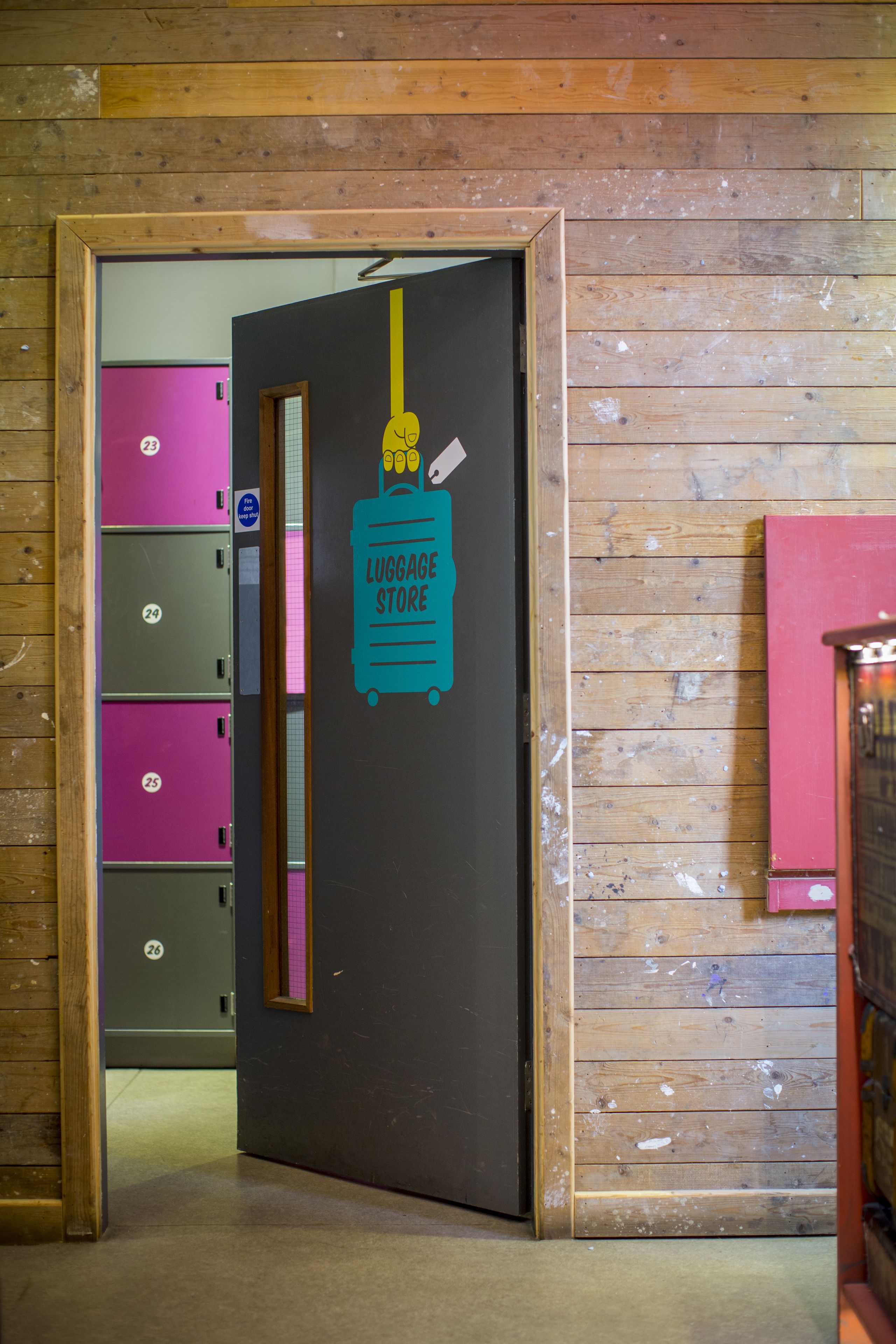 Foto - Kick Ass Grassmarket (18+)