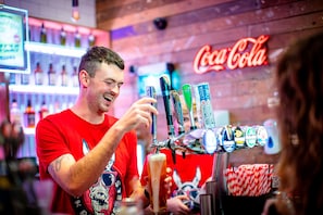 Bar (on property) - Kick Ass Grassmarket - Adults Only - Hostel (Edinburgh)