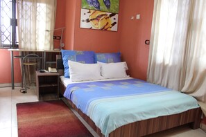 Suite, 2 Bedrooms, Mountain View