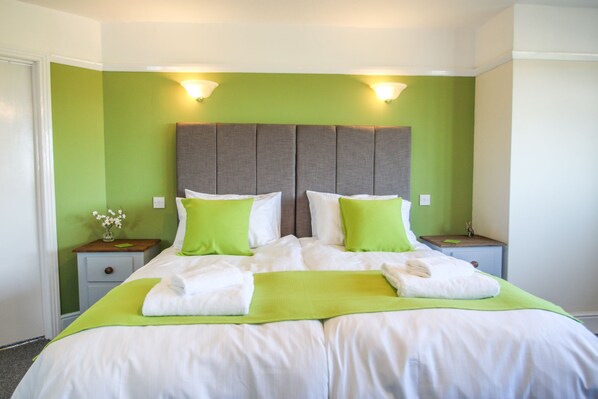 Premium huis, meerdere bedden | 3 slaapkamers, een strijkplank/strijkijzer, gratis wifi, beddengoed