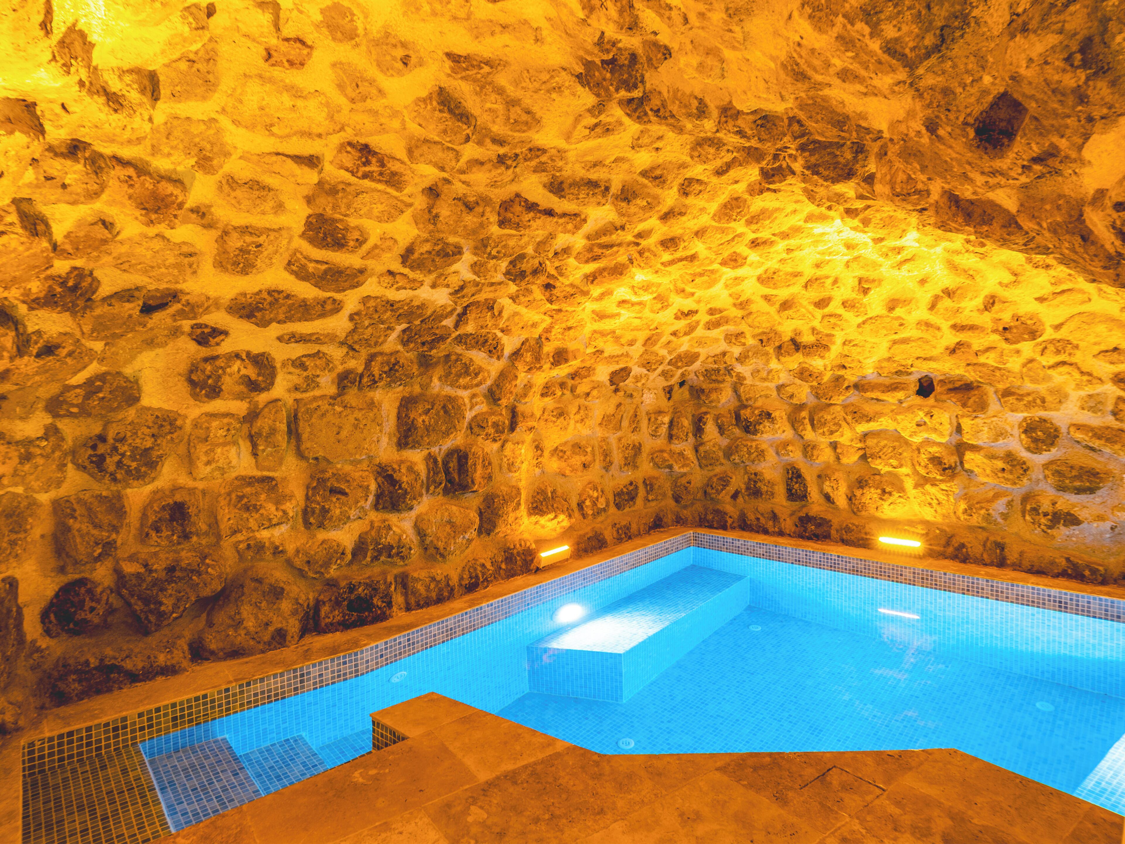 Room 10 Private Pool King Suite | 私人泳池