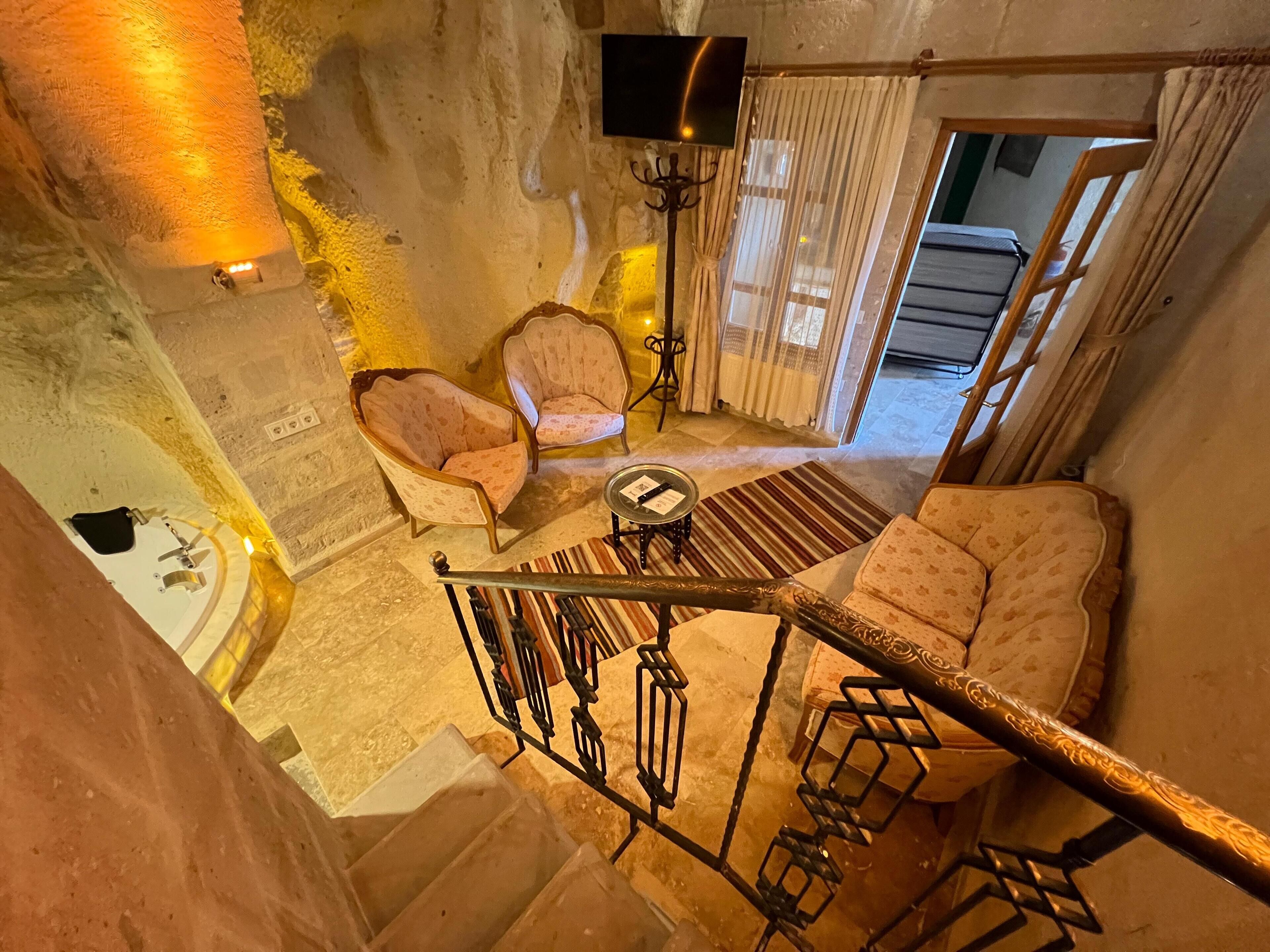 design room | 1 bedroom, premium bedding, minibar, individually decorated