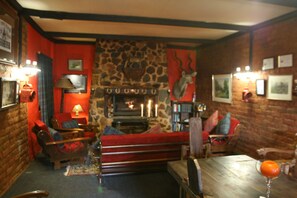 Bar (on property) - Lomas Creek (Dullstroom)