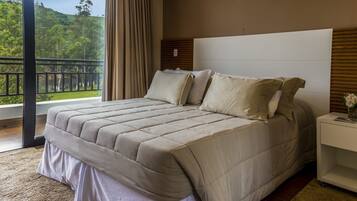 Suite Junior | Minibar, coffres-forts dans les chambres, décoration personnalisée