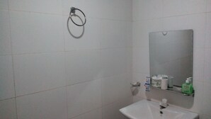 Bathroom - hostel city sigiri (Sigiriya)