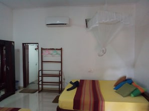 Grand Double or Twin Room, Multiple Beds, Non Smoking | 10 bedrooms, in-room safe, desk, soundproofing - hostel city sigiri (Sigiriya)