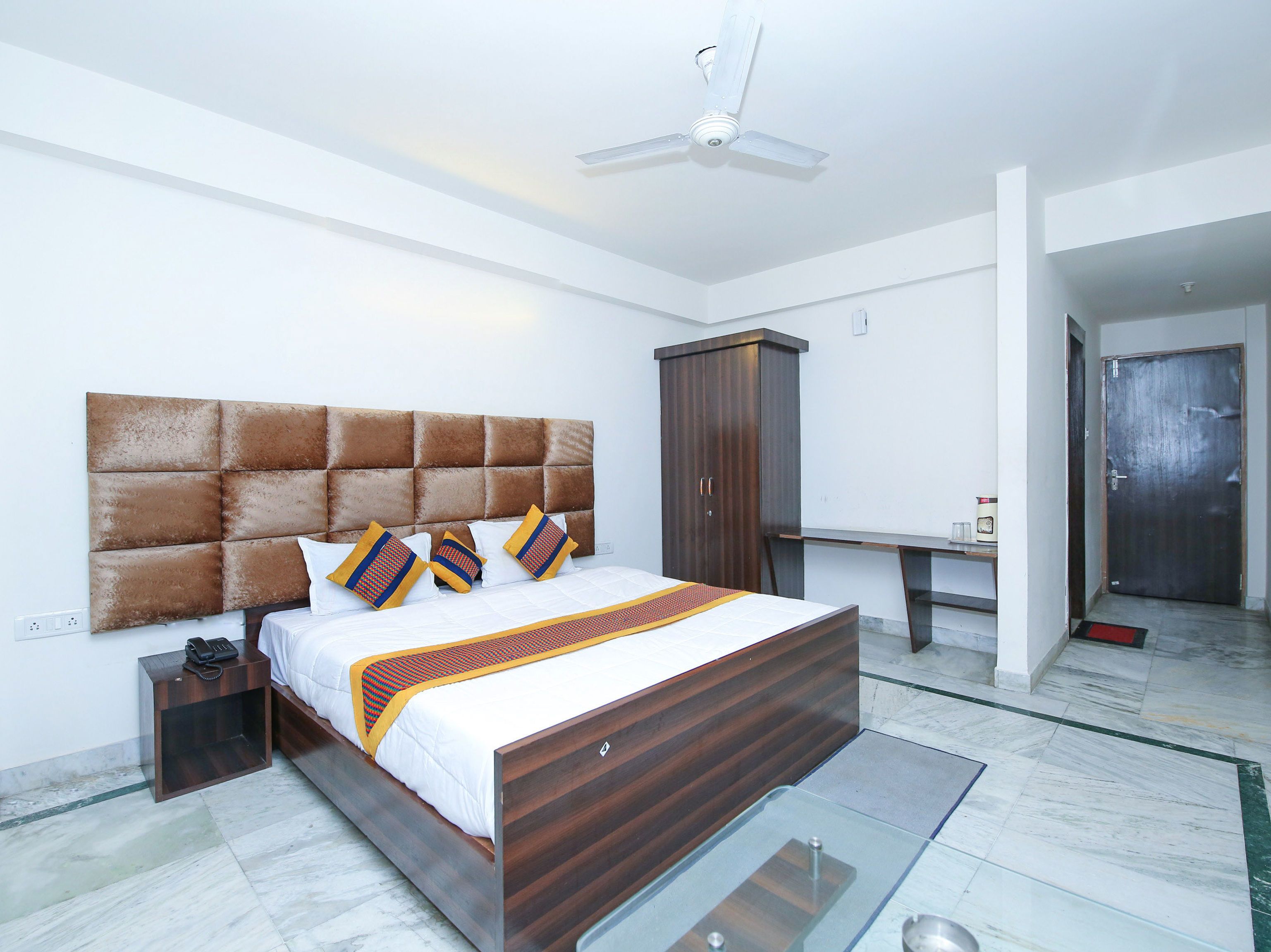 Double or Twin Room | Free WiFi