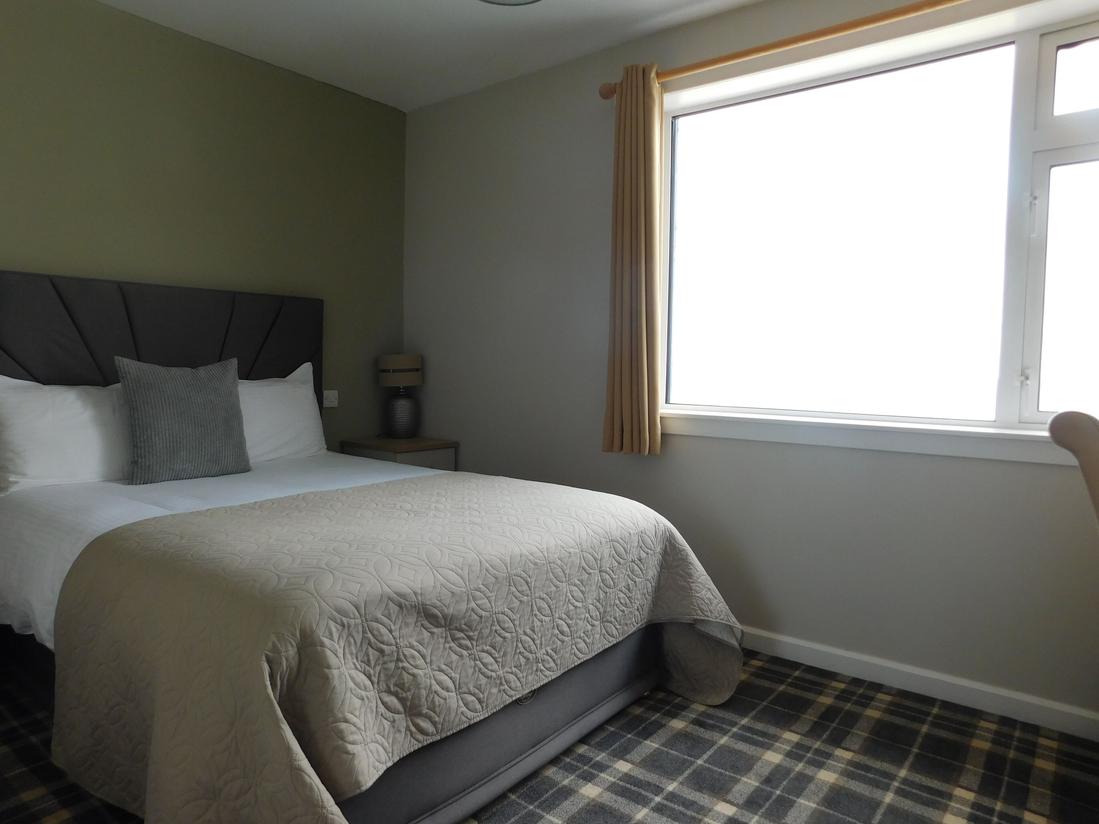 Ropa de cama de alta calidad y cortinas blackout 