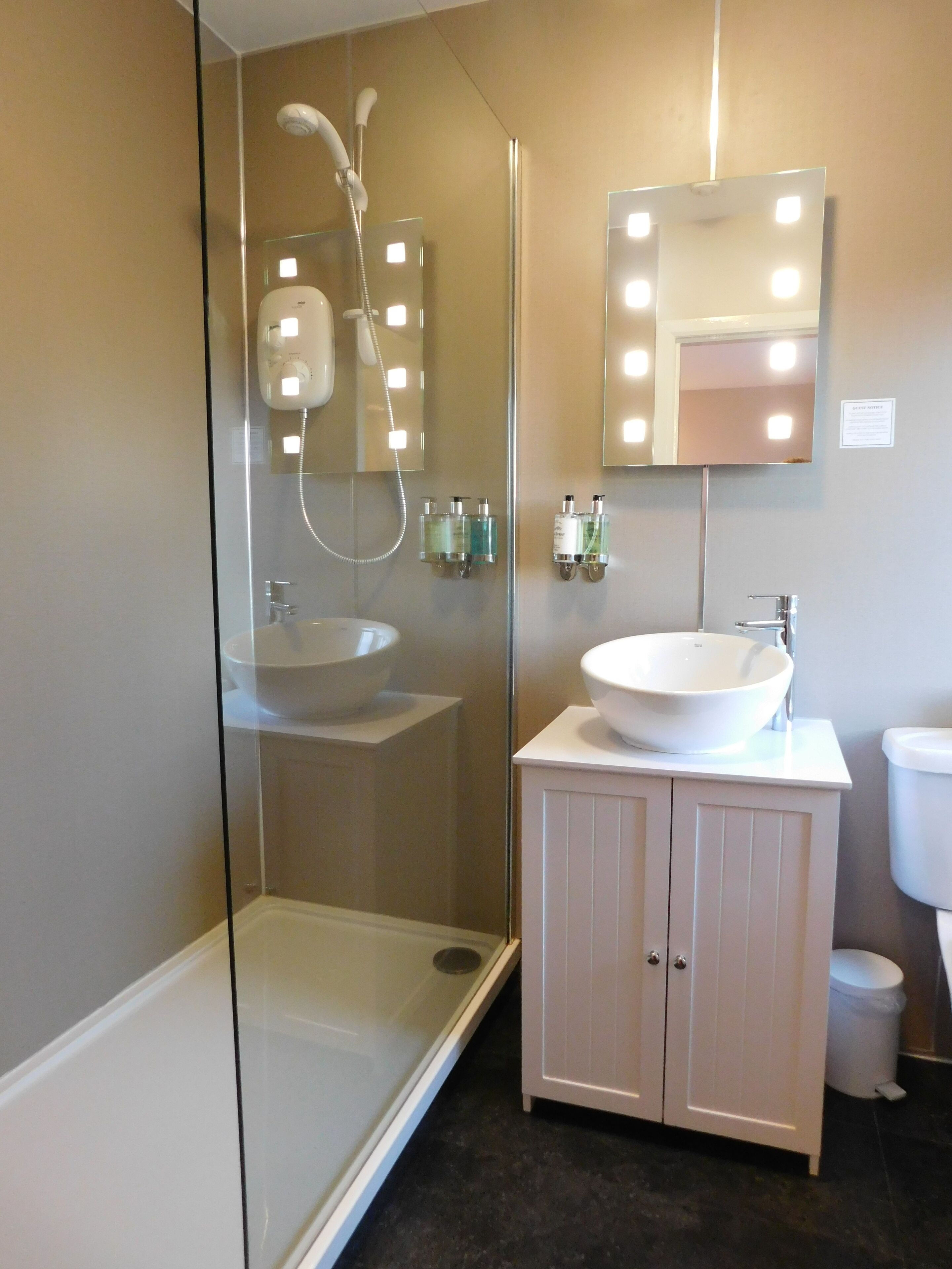 deluxe double room, 1 double bed with sofa bed, garden view | bathroom | free toiletries, hair dryer, towels