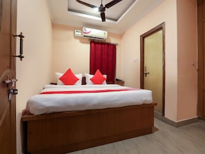 Double or Twin Room | Free WiFi