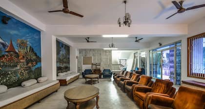 OYO 14814 Hotel Vinayak