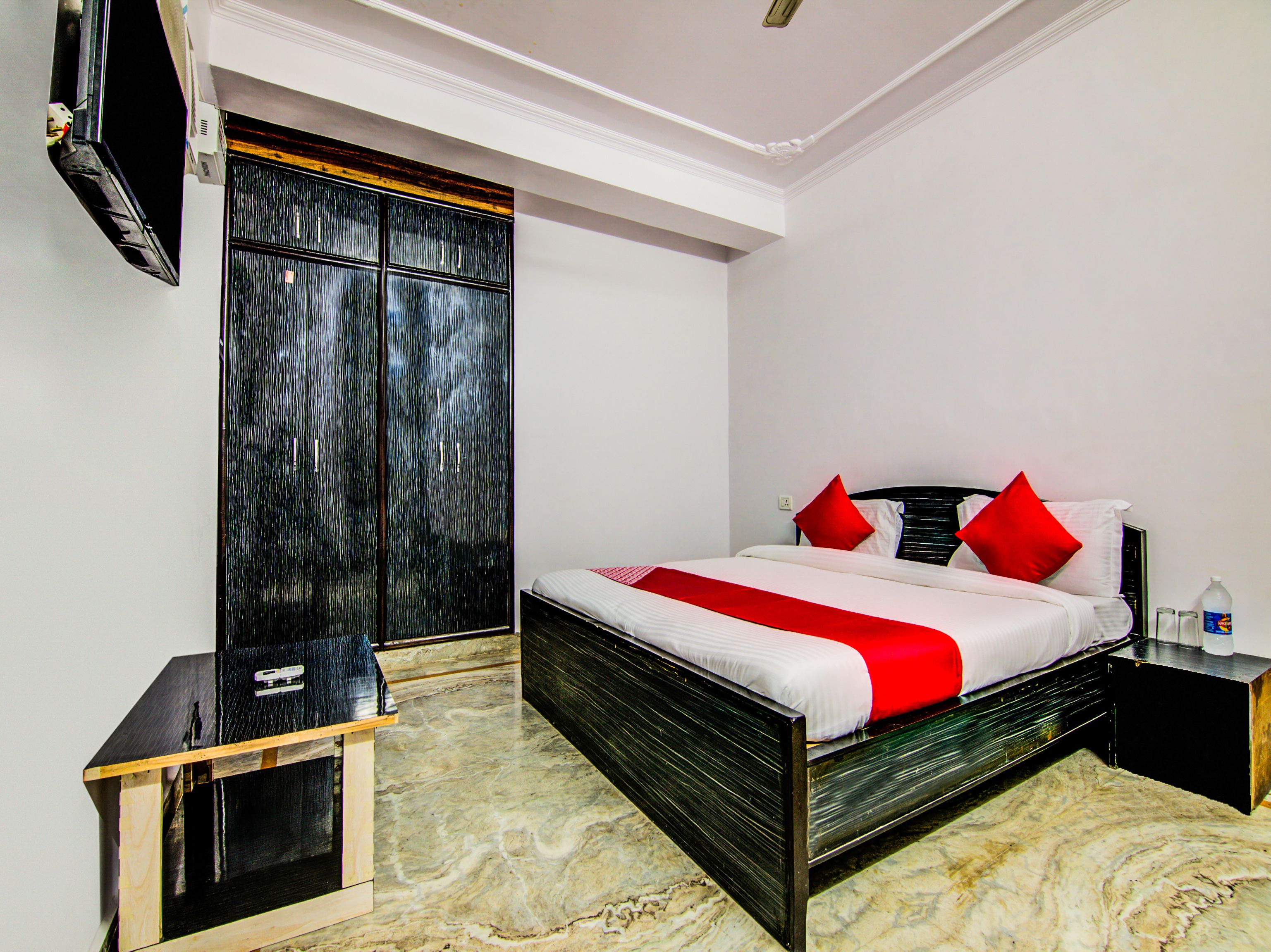 deluxe double or twin room, 1 queen bed | free wifi