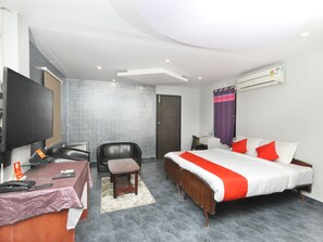 Free WiFi - OYO 15796 The Haven Service Aparments (Chennai)