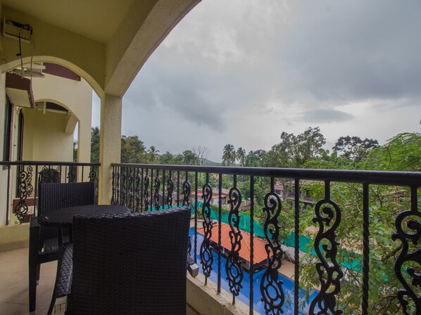 Double or Twin Room | Balcony - OYO 16805 Home Pool View 2BHK Assagaon (Assagao)